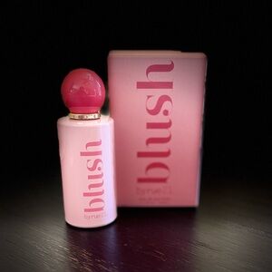 Rue21 blush fragrance